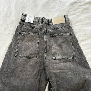NWT Zara Baggy Fit Size 30 Wide balloon leg